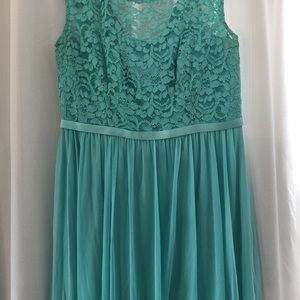 Short Formal Lace Dress